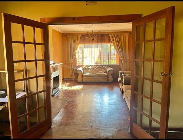 3 BEDROOM HOUSE FOR SALE IN THREE RIVERS